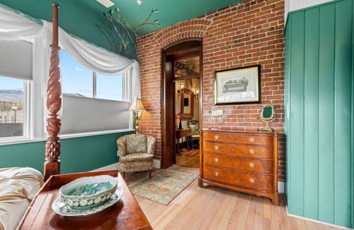 Historic Railroad District Apartment | The Peerless Hotel | Honeymoon Suite #7 | Private Jacuzzi | Mountain Views