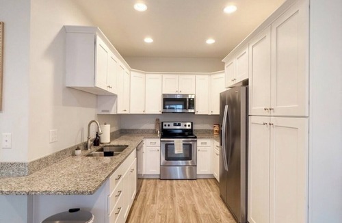 Bluffdale House | The Point Retreat, Theater, Firepit, Near I-15