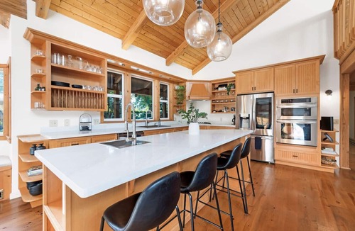 Chico House | The Retreat/Two Homes/Facing Bidwell Park!