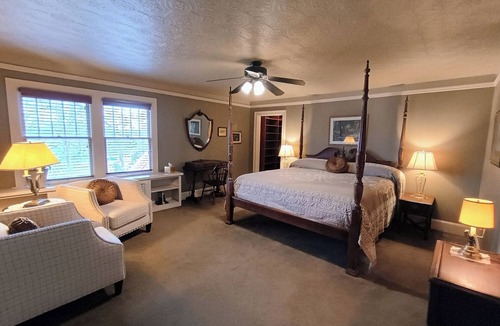 Altamont Bed & Breakfast | The Roosevelt - Celebrating Wildlife Conservation