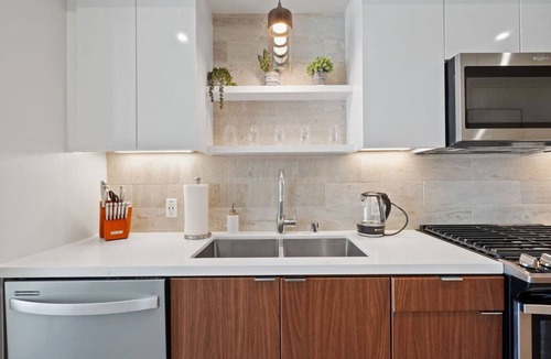 Costa Mesa Apartment | The Savanna - Luxury Condo w Rooftop Pool & Gym!