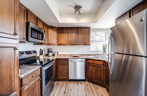 Tucson Condo | The Scenic Lodge, a Home away from Home at The Greens