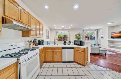 West Alameda House | The Seabreeze Retreat on Sanderling Ct #42630