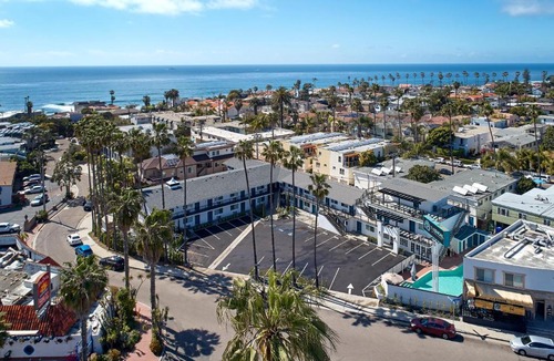 Beach Barber Tract Hotel | The Shoal Hotel La Jolla Beach