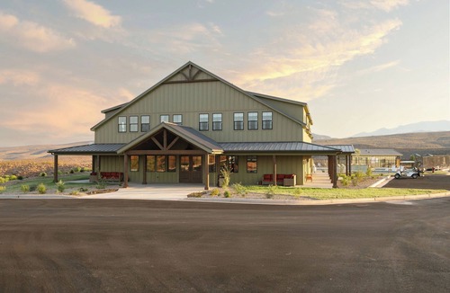 Ivins House | The Snow Canyon Suite @ HSRV