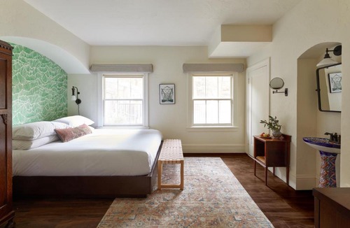Guerneville Hotel | The Stavrand
