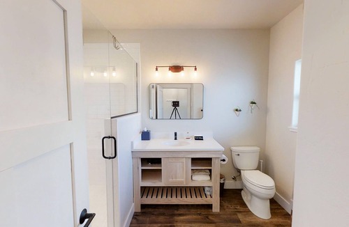 Eureka Hotel | The Suites at Indian Springs Montana