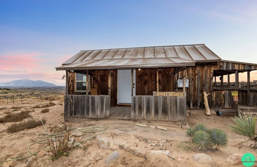 Monticello Apartment | The Sunset Retreat Cabin