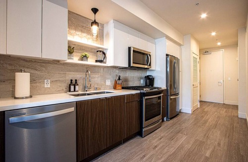 Costa Mesa Apartment | The Taylor - Lux Condo w/Rooftop Pool, Spa & Gym