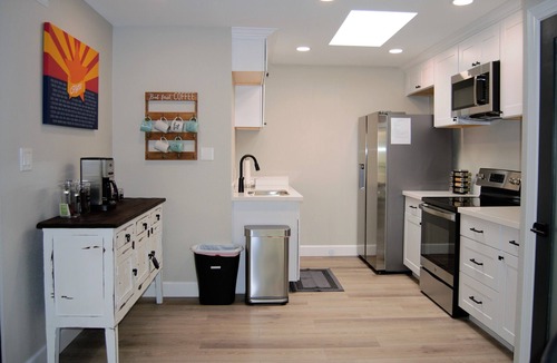 Mesa Grande Condo | "The Tempe Willow" Patio Condo, ASU, Chicago Cubs, Gulf, Shopping, Phx Open!