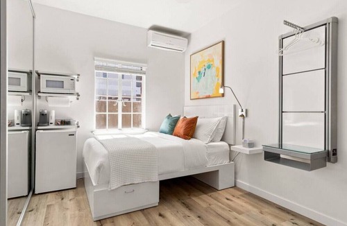 Downtown Long Beach Hotel | The Varden · A Self-Service Micro Hotel