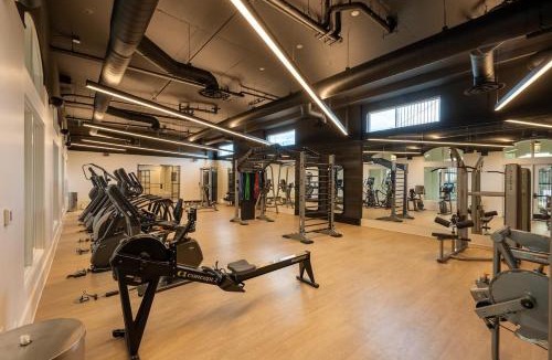 San Antonio Heights Apartment | The Village Collection with Gym Pool and Spa