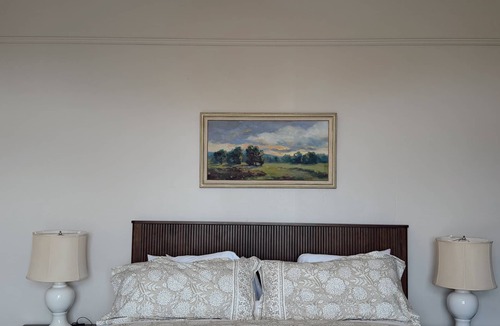 Fort Bragg Hotel | The Whale Watch Suite at The Grey Whale Inn