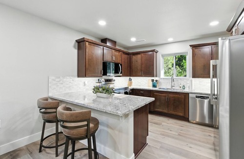 West Village Apartment | The White House | Unit 1