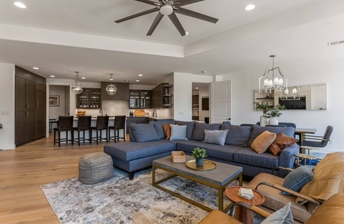 Ivins House | The Yucca Flower #11: Dog Friendly + Luxury Home