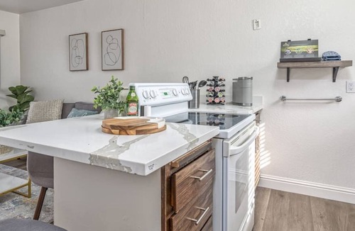 Livermore House | This house is a 1 bedroom(s), 1 bathrooms, located in Livermore, CA.