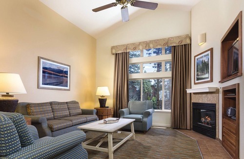 Round Hill Village Resort | This resort & location is simply Heaven !