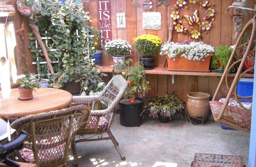 Depoe Bay Apartment | "TIDAL RAVES" Oceanview WiFi, Enclosed, View Patio, Secure Parking. City Center
