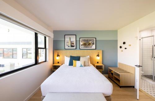 Motel District Hotel | Tides Oceanview Inn and Cottages