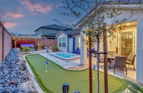 Sienna Hills House | Tiki Oasis at Ladera 325, Private Swimming Spa, Hot tub, and Community Pool