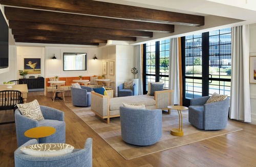 Laguna Hills Hotel | Tiller House, Laguna Hills, A Tribute Portfolio Hotel