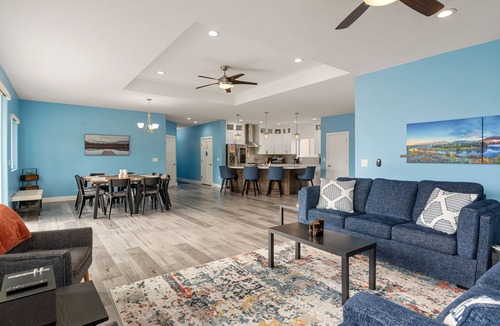 Parowan House | Timeless Hive: Dual Primary + Dual Kitchen, Five-Bedroom, 3600 SF Family Retreat
