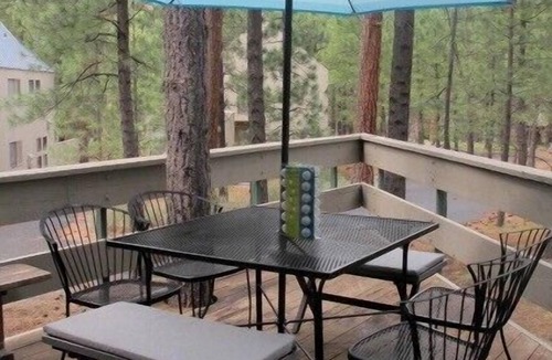 Black Butte Ranch Cabin | Tired of same old rentals - think NEW! FRESH! MODERN! FUN!