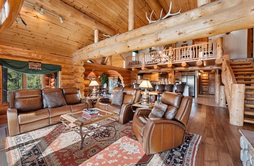Highland Pines Cabin | Tombstone Hideaway*In the Pines* Quiet Retreat