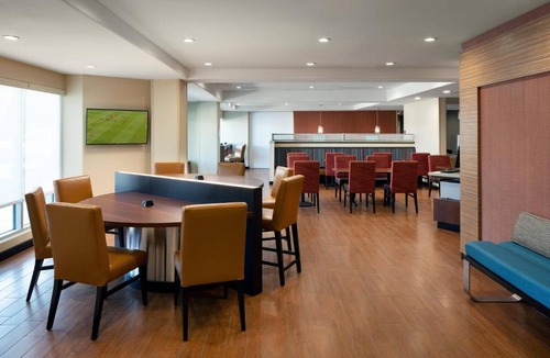 Clovis Hotel | TownePlace Suites Fresno Clovis
