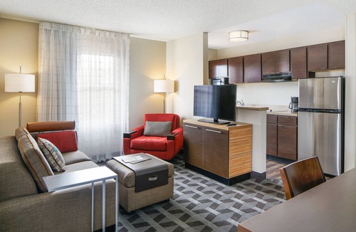Tempe Hotel | TownePlace Suites Tempe at Arizona Mills Mall
