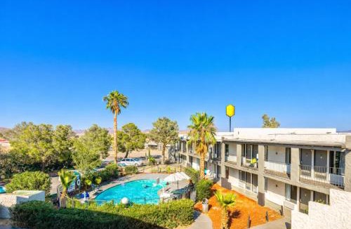 Barstow Hotel | Townhouse Barstow Route 66