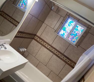 Klamath Falls Hotel | Townhouse Inn & Suites