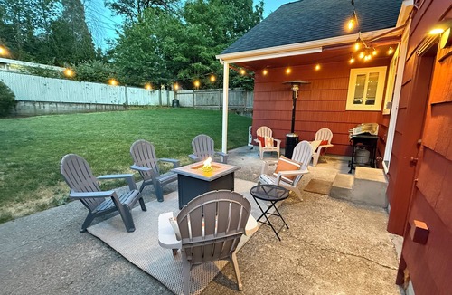 Amazon House | TrackTown Retreat-Walk to Hayward Field & U of O