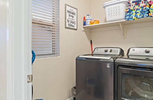 Sienna Hills House | Trailhead - PRIVATE HOME/HOT TUB - FULLY LOADED!!!