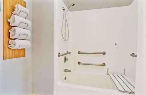Mill Valley Hotel | Travelodge by Wyndham Mill Valley/Sausalito