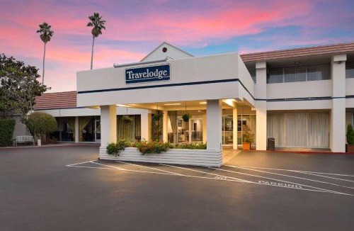 North Fremont Street Hotel | Travelodge by Wyndham Monterey Bay