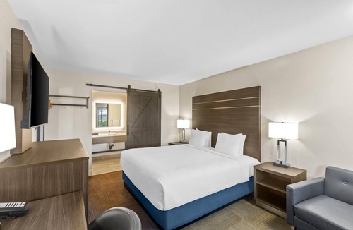 Santa Rosa Hotel | Travelodge by Wyndham Santa Rosa Wine Country