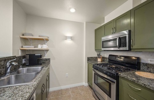 Gaslamp Quarter Condo | Trendy Condo in the Gaslamp Quarter