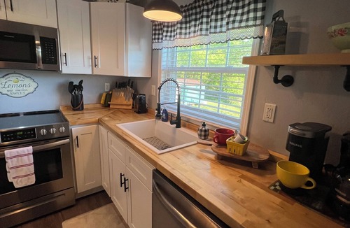 Pikeville Cottage | Triathlon weekend available! August 14-16th BOOK TODAY!