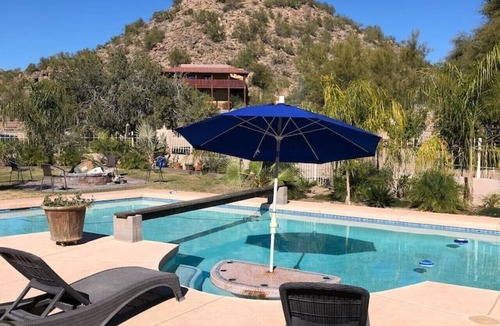 East Mesa House | Tropical Mountain Valley Casita