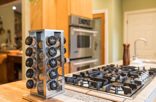 Verdi House | Truckee River Retreat
