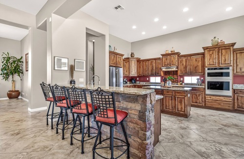 Gold Canyon House | True AZ home W/Private Casita - Lap Pool - Serene Desert Setting - Comfy & Clean