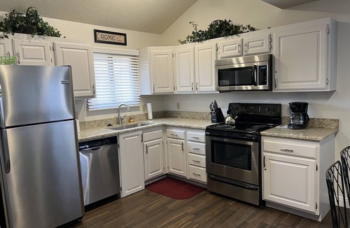 St. George Condo | Two Bedrooms for the price of ONE! St. George Condo