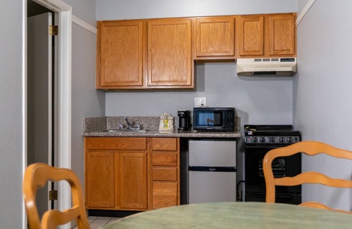 Downtown Reno House | Ultimate Nevada Experience | 2 Relaxing Room w/Everything You Need | Pool