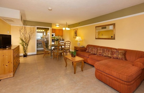 Downtown Reno House | Ultimate Nevada Experience | 2 Relaxing Room w/Everything You Need | Pool
