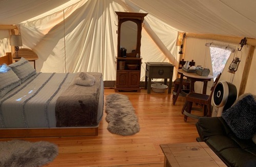 Idleyld Park Cabin | Umpqua National Forest Glamping Tent Prospector - Near Crater Lake & Umpqua Hot Springs
