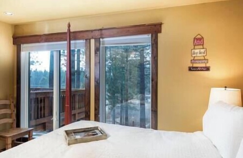 Black Bart House | Unforgettable Getaway Home for Groups/Families