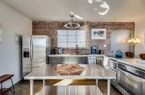 Palm Springs Cabin | Unique and Secluded Dome Retreat Surrounded by Mountains in Palm Springs