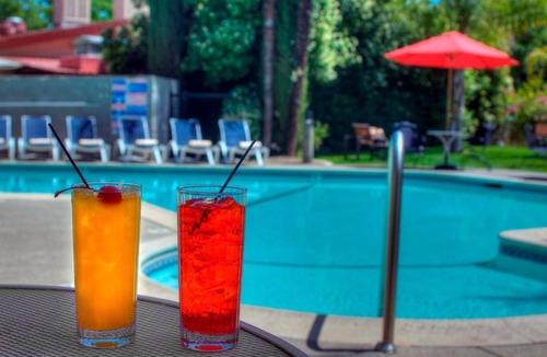 Davis Hotel | University Park Inn & Suites