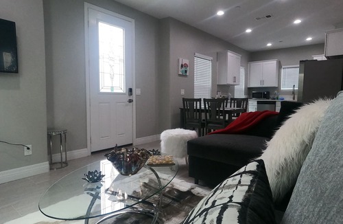 San Bernardino House | Unwind in insta-worthy Style: Dream Getaway Awaits! Private! Luxury Redefined!